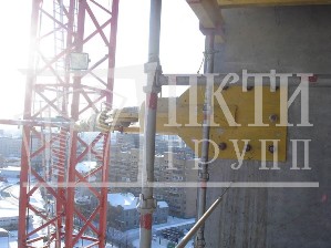 На торец стены строительство гостиницы в Екатеринбурге